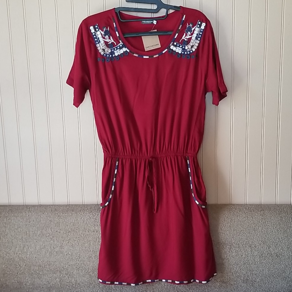 NWT Earthbound dress with pockets medium burgandy